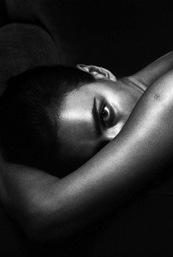 amy-ambrosio:  Irina Shayk by Mario Sorrenti