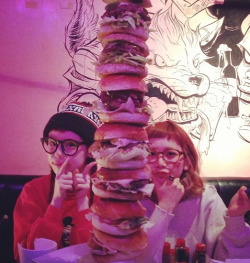 milky-honey:  Burger tower !!! 