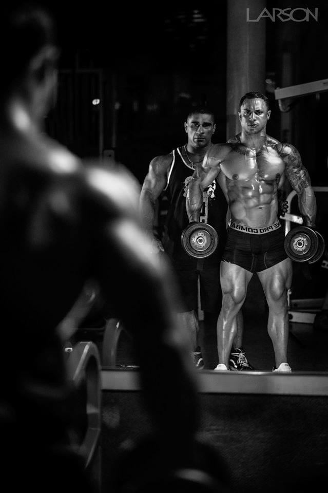 cdnlifter27: Axel Alvarez Photos: Ulrich Oehmen, Doug Larson 