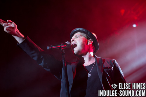 PHOTOS: GAVIN DEGRAW – RED HAT AMPHITHEATER, RALEIGH NC – 5TH AUGUST 2014 View Photos |  Follow: TUM