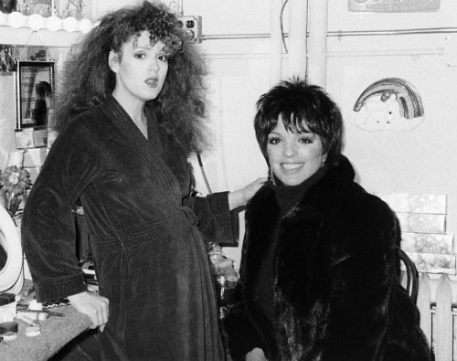 carmelasoprano:Bernadette Peters and Liza Minnelli photographed by Vinnie Zuffante, circa 1987. (Pos