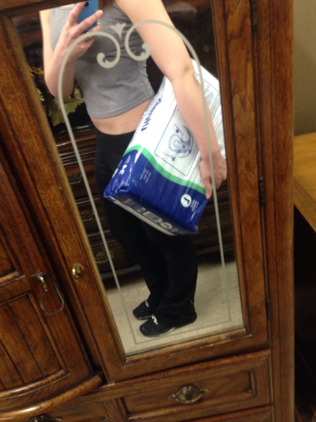 daddytil-sfw:  badlilblubunny:  Thrifting. Nbd.  There seems to be an unusual amount