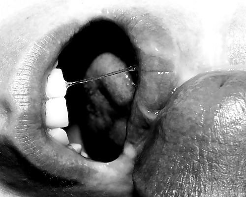 yesiamyourgoddess: ⚜ O how I love the touch of your silky velvet cock on my lips, feeling u grow as 