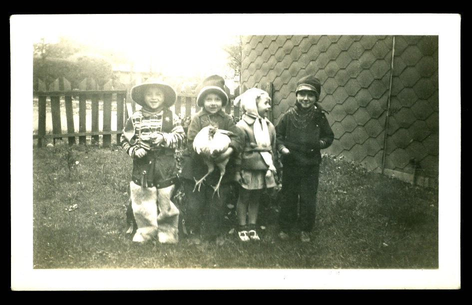 compendium-of-beasts:  Kids with a chicken Kitschy Kitschy Coo 