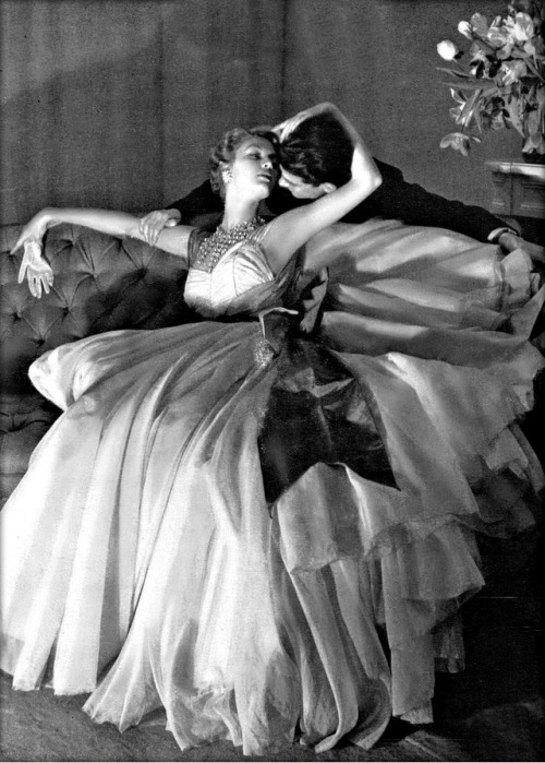 Photographer Norman Parkinson  Vogue    1950  