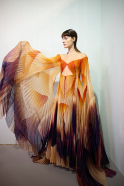 lacetulle: Iris van Herpen | Spring/Summer