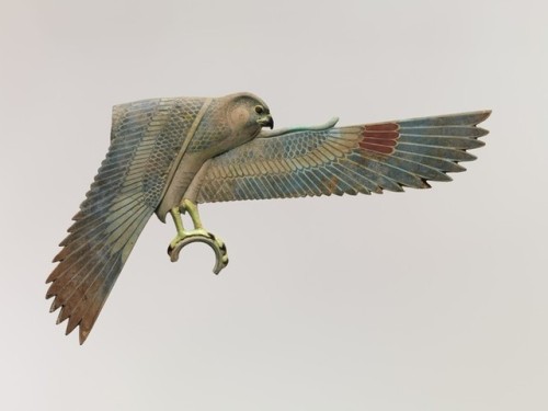 met-egyptian-art:Inlay Depicting a Falcon with Spread Wings, Egyptian ArtPurchase, Edward S. Harknes