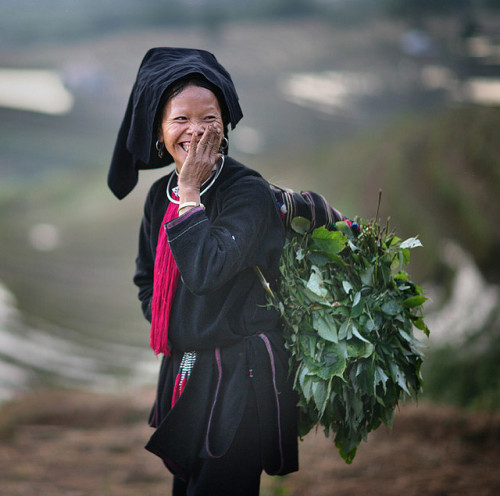 The Dao (pronounced Zao) are the 9th largest ethnic group in Vietnam with a population of just under