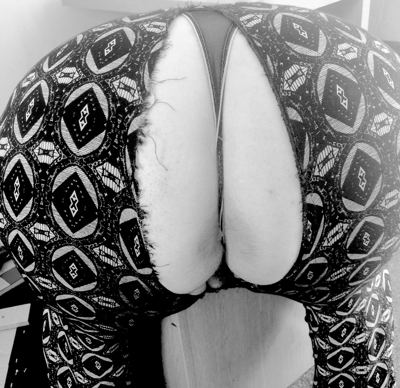 bbwwifey3:  I just put my ripped pants on guys and bent right over for you all. Target