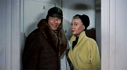 gregory-peck:You know, in some ways, you’re far superior to my cocker spaniel. Danny Kaye as Phil Da
