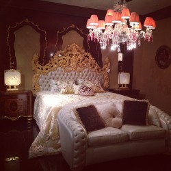 lustt-and-luxury:  Lustt-and-luxury.tumblr.com
