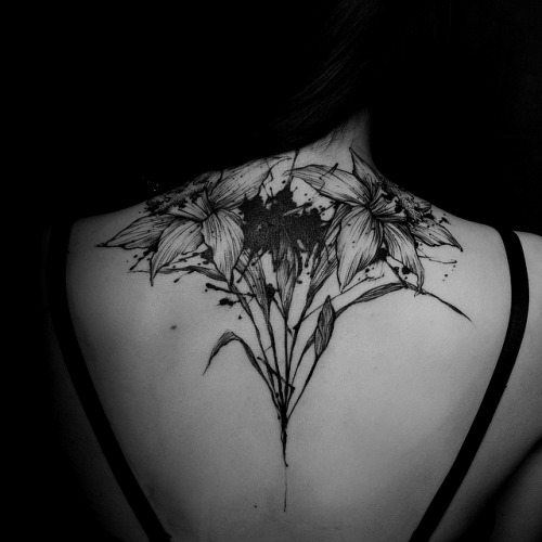 leavebonesexposed:  Some creativity from Carpet Bombing Ink.