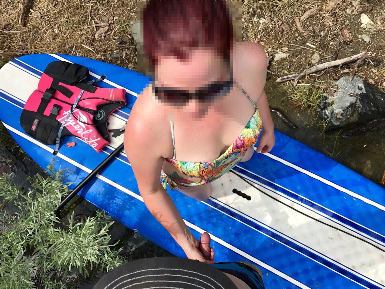 funlittlewife:  Super fun time at the lake, got caught flashing once. Got caught