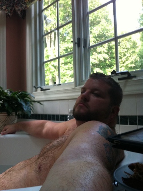 Venicecub til now...: Bath Tub or Hot Tub