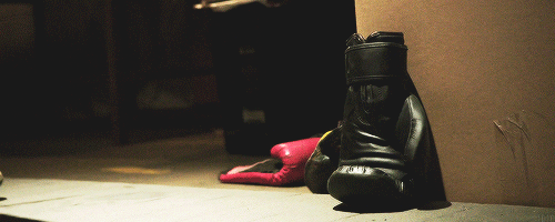 authorityalwayswins:   the ‘Boxing Glove’ arrow! 