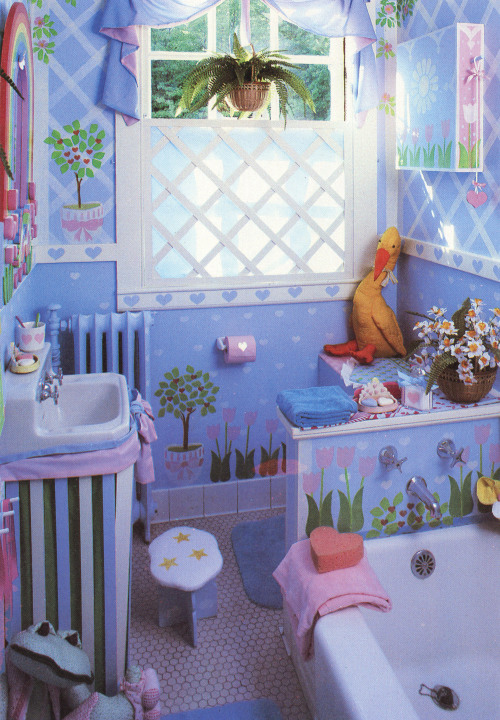 newwavearch90:Bathroom by uncredited designer (mid 1980s)Scanned from ‘Living Details’ by Thomas Cow