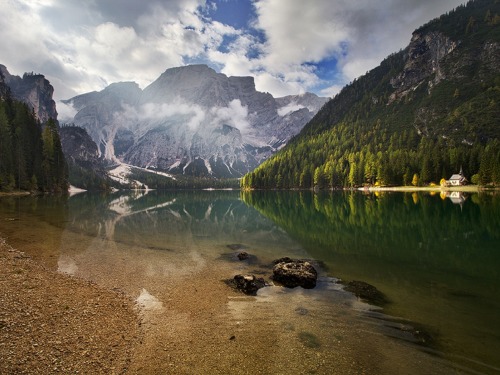 sublim-ature:Lago di Braies, ItalyMartin Rak