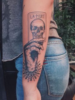 fuckyeahtattoos:  In tarot Death is not a