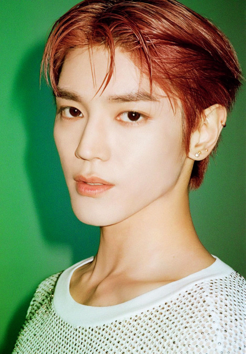 TAEYONG — Elle Japan B-Cutsph. Kim Tae-kyun, May 2022