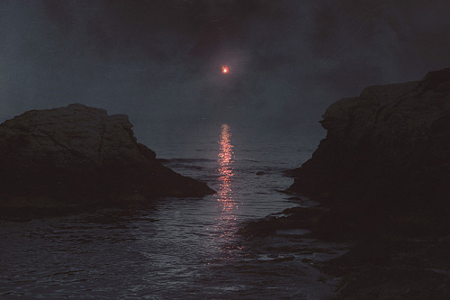 rhubarbes:Asshai by pioforsky on Flickr.More Landscapes here.
