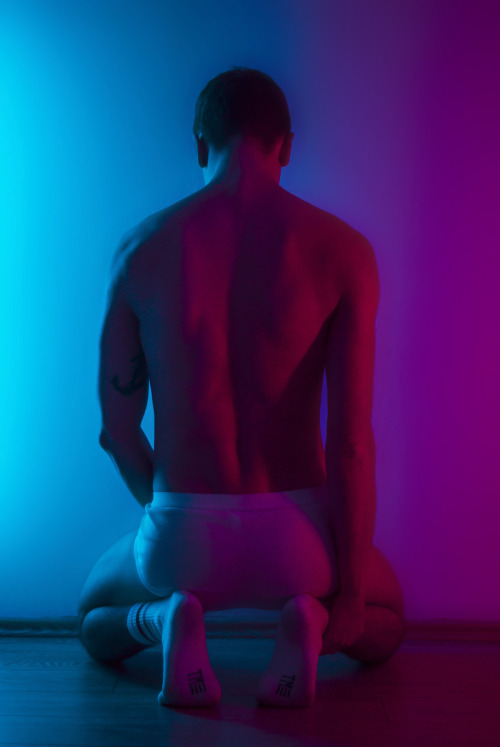 ohthentic:summerdiaryproject:     EXCLUSIVE  ENERGY PHOTOGRAPHY BY MANUEL MONCAYO  featuring  EDGAR,  SOTOS,  STEFAN  and  MORITZ VECTOR TRACING BY STANY DE HUY Discover more photography by Manuel Moncayo on his website, facebook + Instagram, and