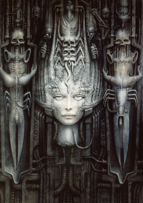 365daysofhorror:  H.R. Giger, the legendary artist behind the Alien designs and so much more amazing art, has died. You will be missed, Mister Giger. 