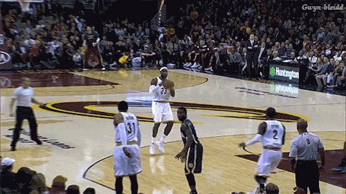 gwyn-bleidd:  LeBron misdirects the Pacers and finds Kyrie with a sweet no look pass.