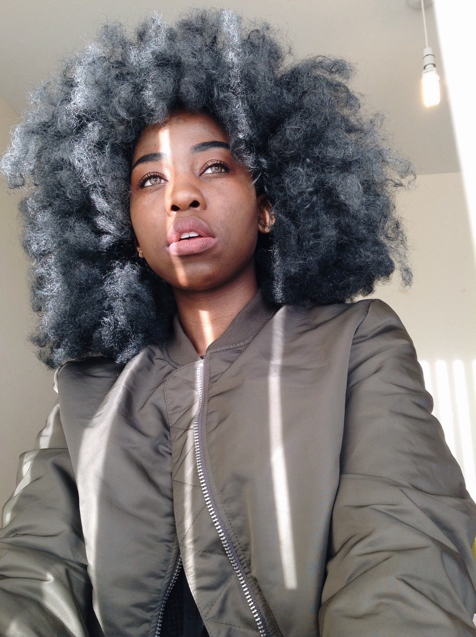 vimbia:  Fucking sun never shines in England but when it does ….THE GLOW IS VERY