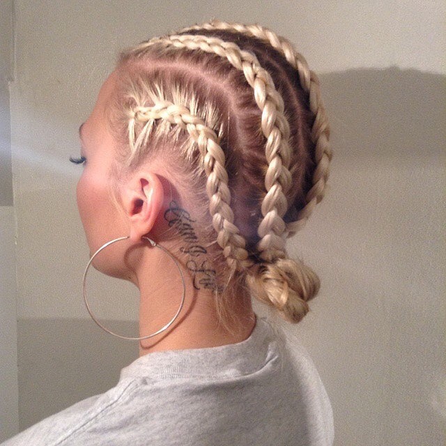 yungneako:  gangstaaaaluv:  http://Gangstaaaaluv.tumblr.com   -+