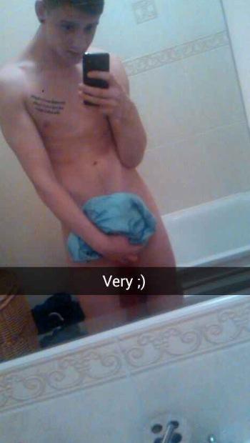 gaalads:  A hot lad all about his swag plays soccer though ;) 