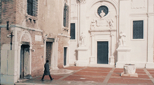 tumblr_pfqe89Sn6H1tha2ieo4_540.gif