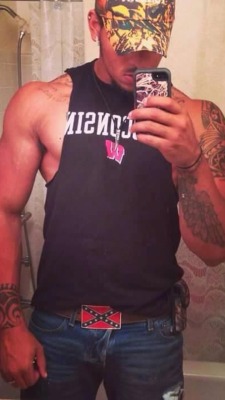 txcwbysexy:  Stacked stud