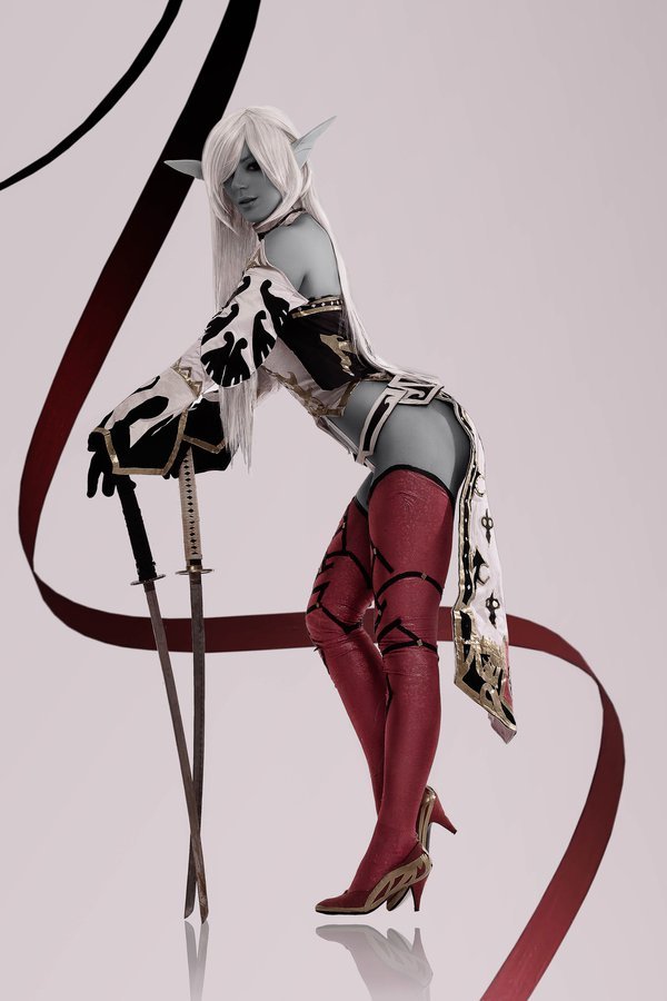 hotcosplaychicks:  La2 Dark Elf by MayWolf23 Check out http://hotcosplaychicks.tumblr.com