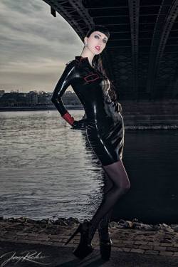 Latex Outfits that Are Hot