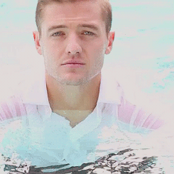 jamandstuff: Robbie Rogers: Behind-the-scenes on his Attitude cover shoot (x) 