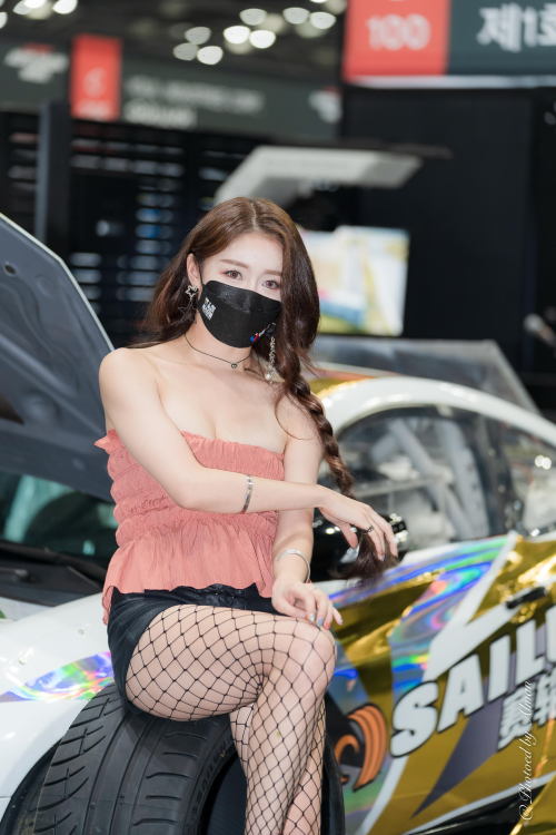 Min Chae Yun 민채윤 - 2021 Auto Salon Week (211001)