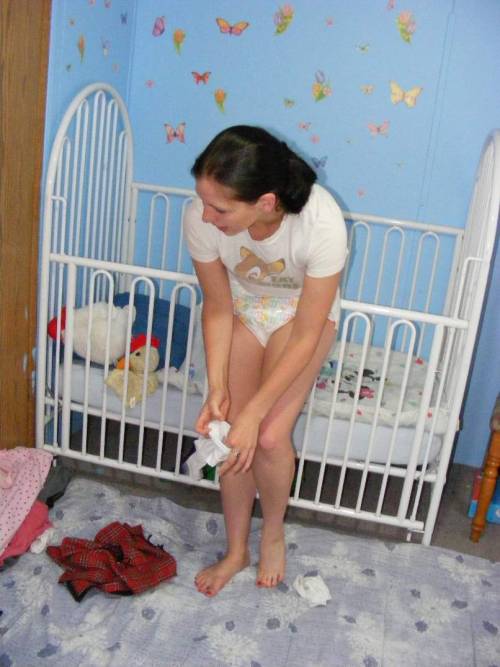 http://sweetgirls-abdl.tumblr.com/post/48290980799
