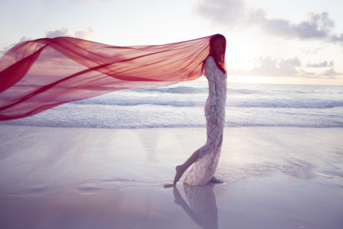 ambergrayphoto:  new editorial story I shot in the Bahamas for L’officiel Magazine (thailand)&