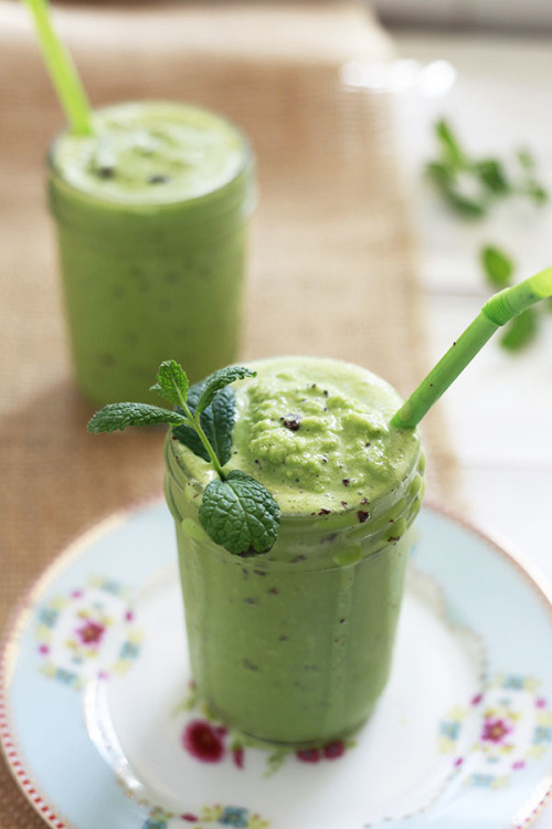 XXX alloftheveganfood:  Vegan Milkshake Round photo