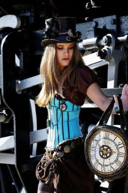 steampunk-hotties:  #SteamPUNK ☮k☮ Girl