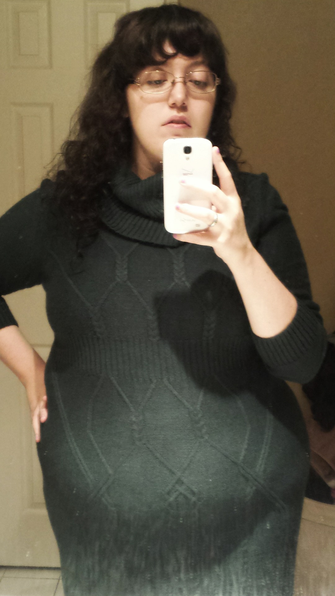 daughteroftherain:  My emerald sweater dress came in the mail. 8D It’s cute as