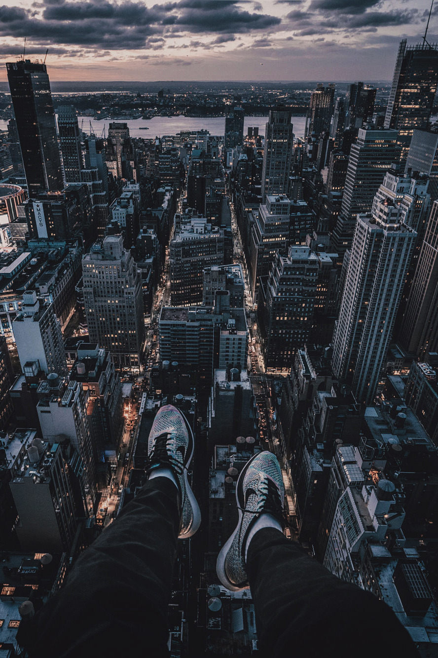envyavenue:  Rooftop Camoflauge by Ivan Wong