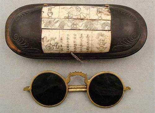 Chinese smokey quartz sunglasses, 12th century.