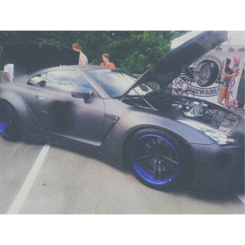 That there&rsquo;s a GTR son&hellip; #GTR #GT-R #skyline #nissan #stanced #stancewars #lowered #coil