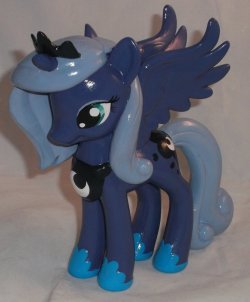 royalcanterlotvoice:  Custom Princess Luna
