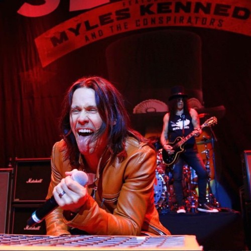 #MylesKennedy with #Slash and the #Conspirators in #Chile by FotoRock.cl #AlterBridge #singer