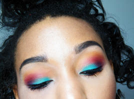 thetalesofbasingse:  I wanted to do an eye look based on the colors I saw throughout