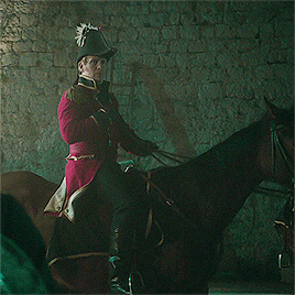 cakesandsnouts:vicivefallen:Major Grant + uniform!PORN#what fresh hell is this