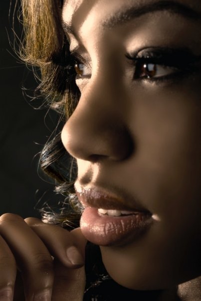 ThiS GuRL... HeaH...GoT Me "SpRuNg"!!