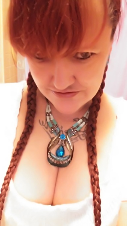 love-2-tease: SELFIE Self